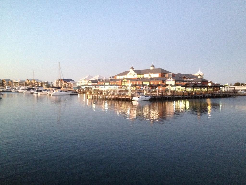 Mandurah Ocean Marina Chalets Ngoại thất bức ảnh